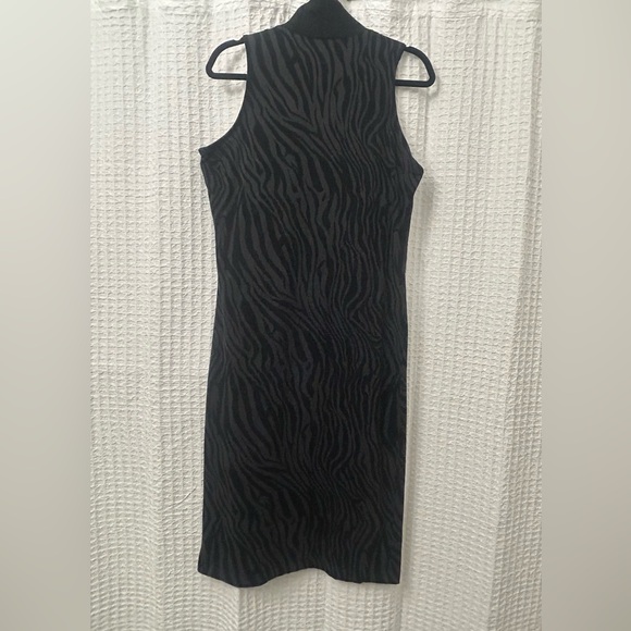 Adidas Black & Grey Zebra Print Women's Dress - Picture 4 of 7